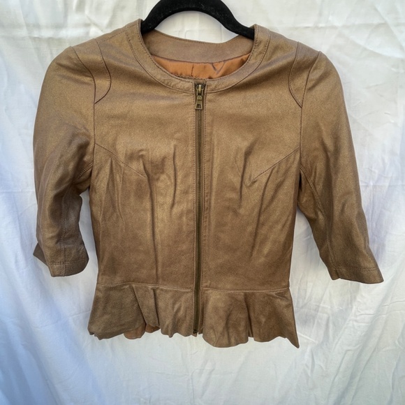 MY TRIBE NWT TAN/BRONZE Leather JACKET SZ XS PEPLUM - Picture 1 of 11